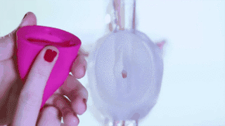 how do menstrual cups work