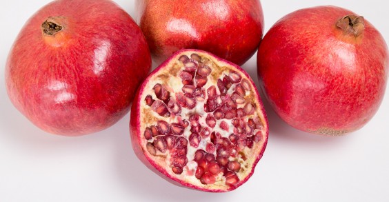 The Best Way to Peel a Pomegranate 