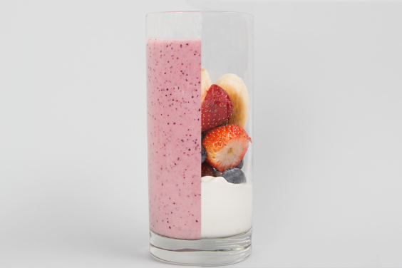 34 Healthy Breakfasts for Mornings on the Run: Fruit and Yogurt Smoothie