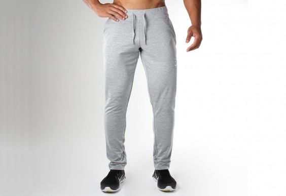 Men S Workout Clothes 13 Items To Crush A Gym Workout