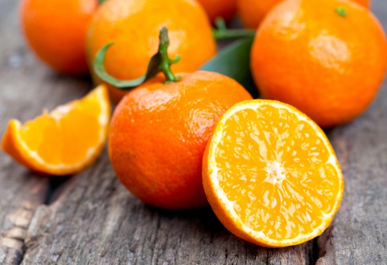 Oranges 1800 - HET BESTE EN SLECHTSTE VOEDSEL VOOR GEZONDE TANDEN